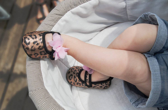 Detské balerínkové papučky SOXO s leopardím vzorom
