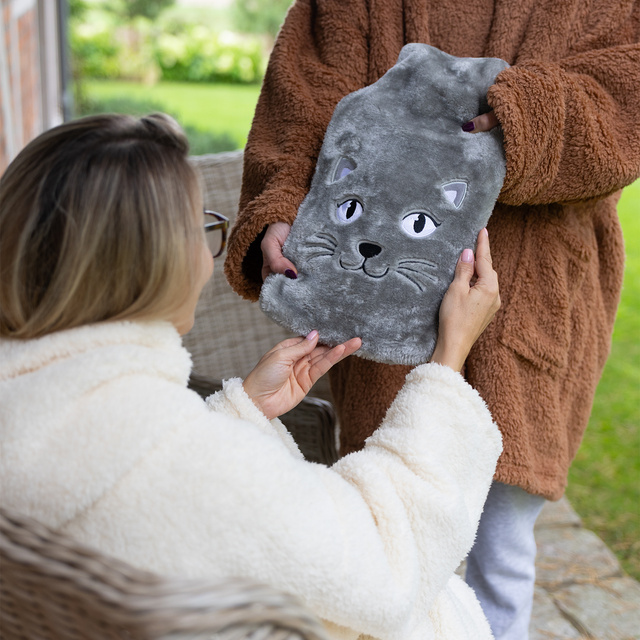 Termofor VEĽKÝ 1,8L sivý SOXO ohrievač v kožušinovom obale plyšový DARČEK