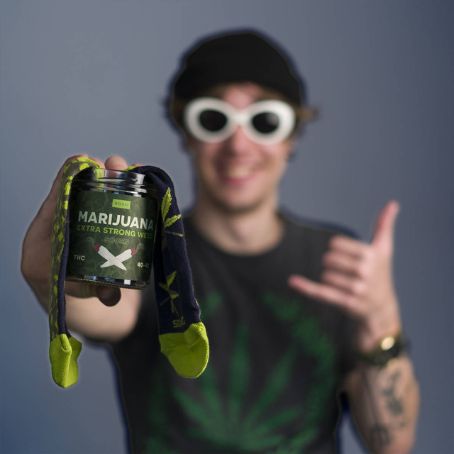 Veselé zelené pánske ponožky SOXO v tégliku vtipné bavlnené