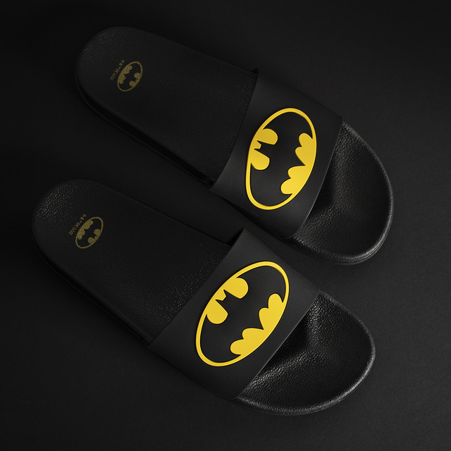 Dámske a pánske prémiové plážové žabky SOXO BATMAN | Ideálne na letnú dovolenku a kúpalisko | Guma