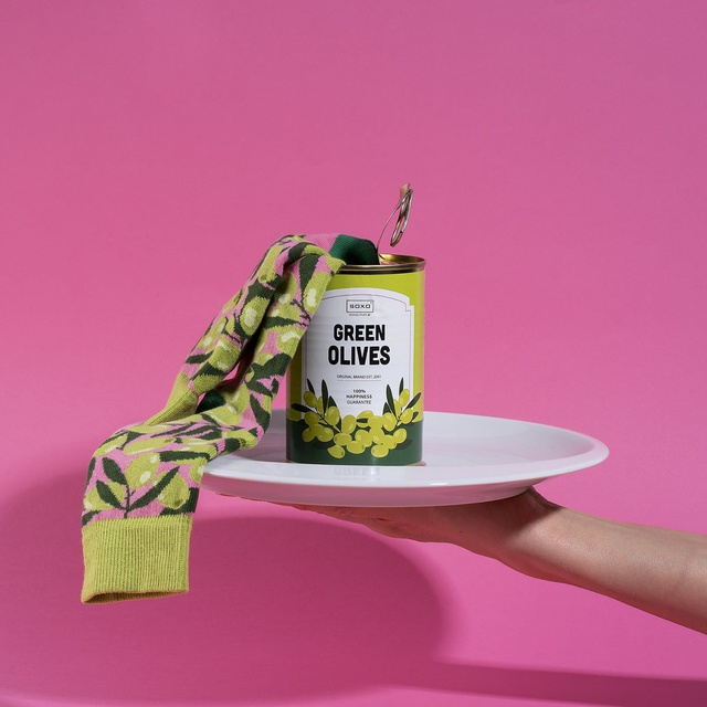Farebné dámske ponožky SOXO olivy v plechovke