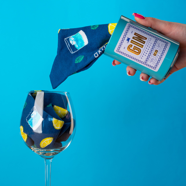 Farebné pánske ponožky SOXO Gin vo fľaši