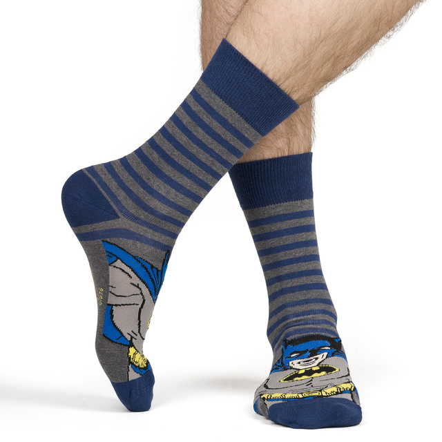 Sada 3x Farebné pánske ponožky SOXO GOOD STUFF Batman a Superman DC Comics