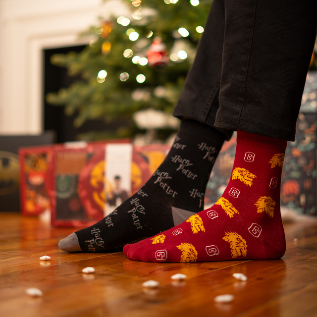 Adventný kalendár s Ponožkami Harry Potter 6-pack