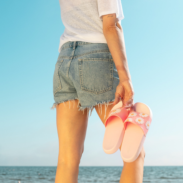 Dámske a pánske prémiové plážové žabky SOXO sedmokrásky | Ideálne na letnú dovolenku a kúpalisko | Guma