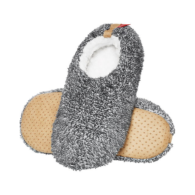 Papuče SOXO SUPER SOFT s protišmykovou podrážkou a cvočkami z PVC
