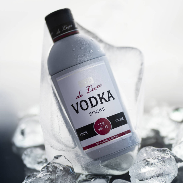 Farebné pánske ponožky SOXO GOOD STUFF Vodka vo fľaši vtipné bavlnené 