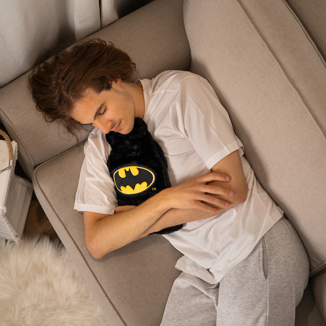 Čierny termofor SOXO ohrievač v plyšovom obale BATMAN nápad na darček VEĽKÝ 1,8l