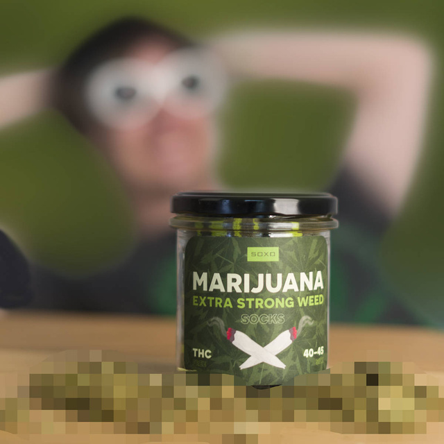 Veselé zelené pánske ponožky SOXO v tégliku vtipné bavlnené