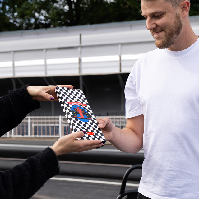 Ponožky s témou Formuly 1 v darčekovom štýle