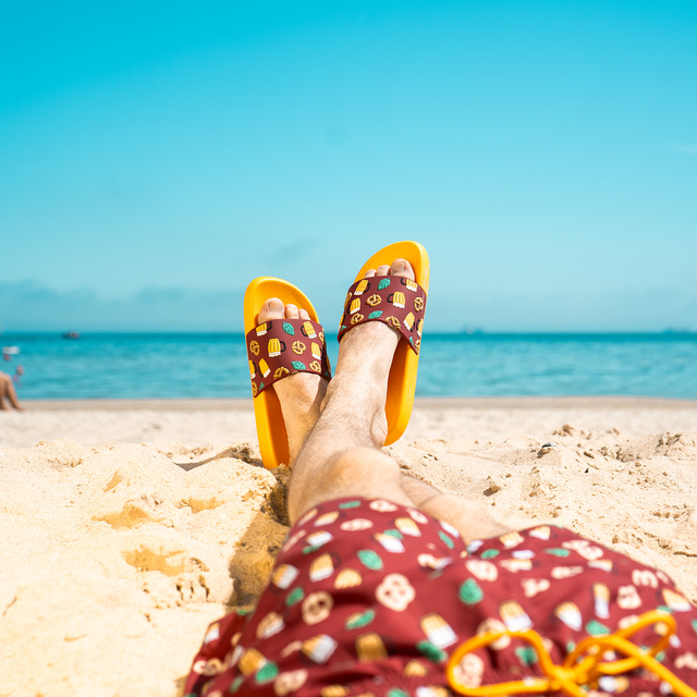 Dámske a pánske prémiové plážové žabky SOXO Pivo | Ideálne na letnú dovolenku a kúpalisko | Guma