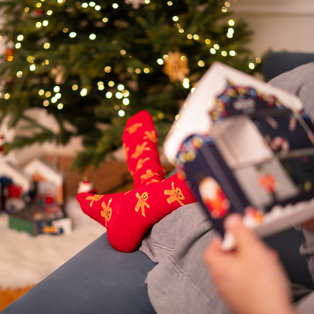 Sada 4x Farebné pánske ponožky SOXO GOOD STUFF Veselé Vianoce Vianočný darček | dar pre Neho