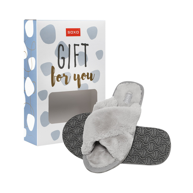Dámske šľapky SOXO šedej kožušiny s tvrdou TPR podrážkou, balené v darčekovej krabičke